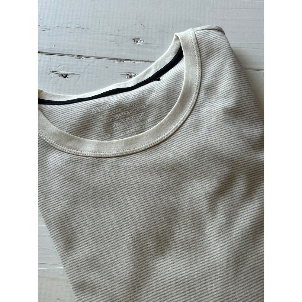 Banana Republic Luxe Touch Performance Tee Mens XL Tan White Striped CottonShirt